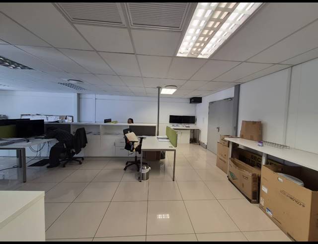 200M² WAREHOUSE TO LET IN BRACKENFELL INDUSTRIAL